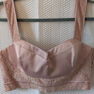 NWT Bebe Cropped Bustier Corset Top Soft Pink Satin Lace Size Large Elastic back